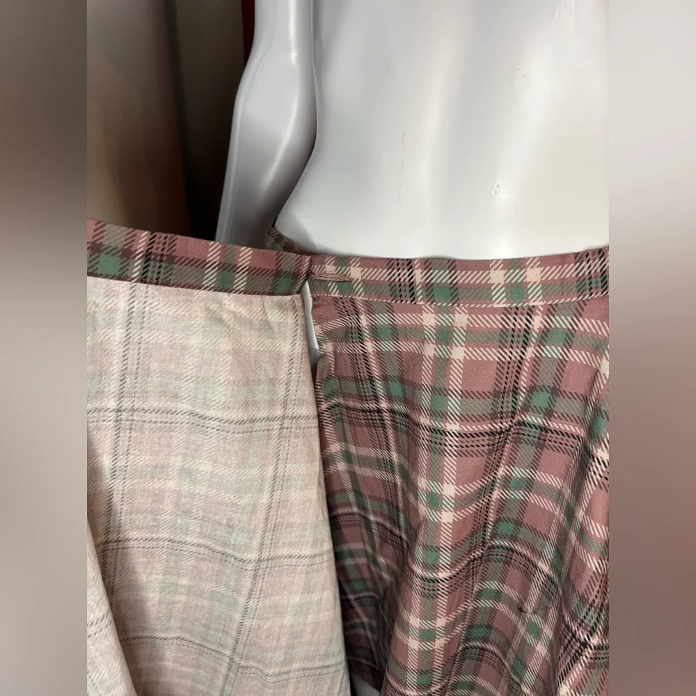 NWT Selkie The Soft Grunge School Wrap Skirt - Mauve/Green Plaid. Size M - Picture 4 of 7